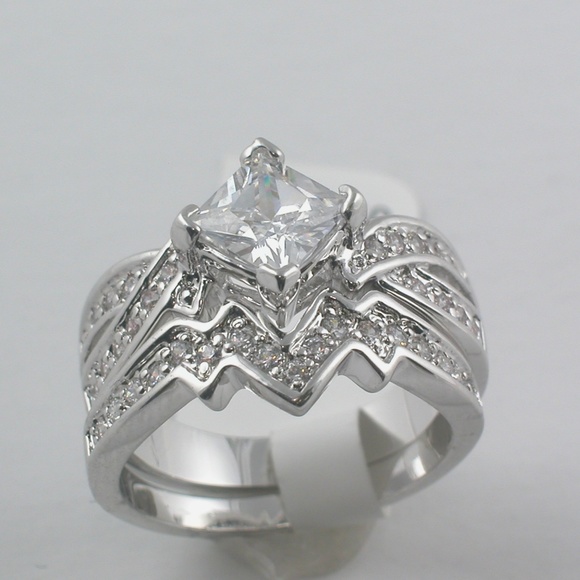 Princess cut Wedding Ring Set 18k plated size 9 - Picture 1 of 5